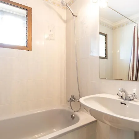 Apartment Gorgeous In Mijas Costa With Kitchen